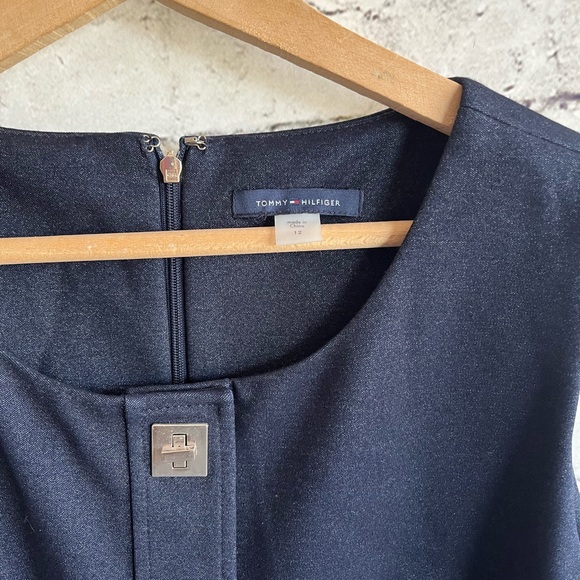 12 Tommy Hilfiger navy turnkey A-line dress with rear zipper - Picture 7 of 9